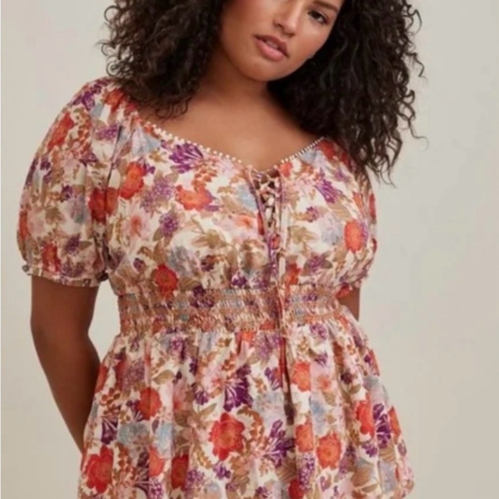 Torrid Floral Lace-Up Smocked Waist Women’s Blouse